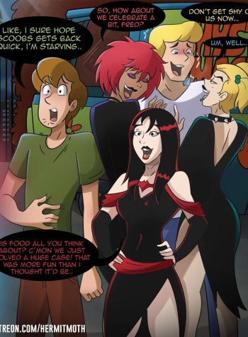 Shaggy and Fred party with the Hex girls